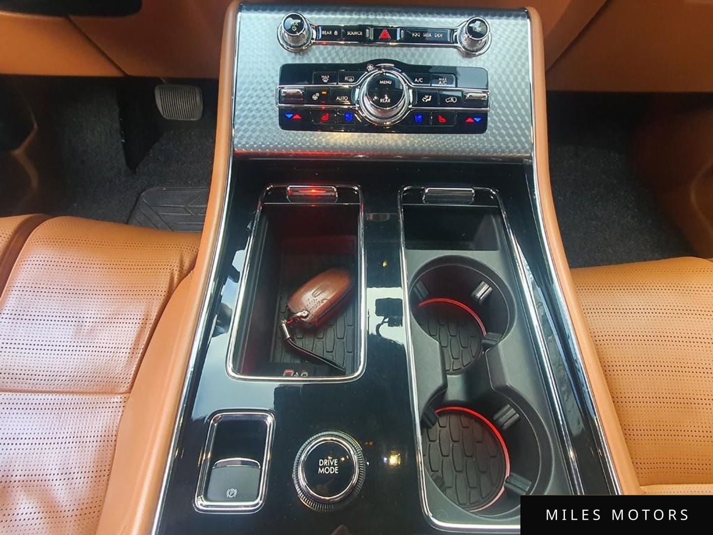 Lincoln Aviator 2021 — миниатюра 9
