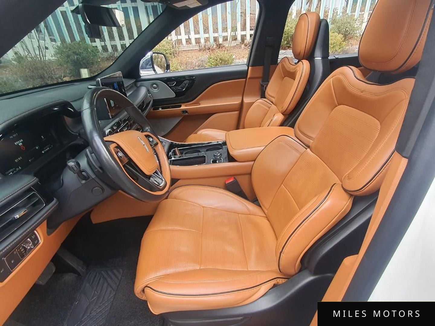 Lincoln Aviator 2021 — миниатюра 10