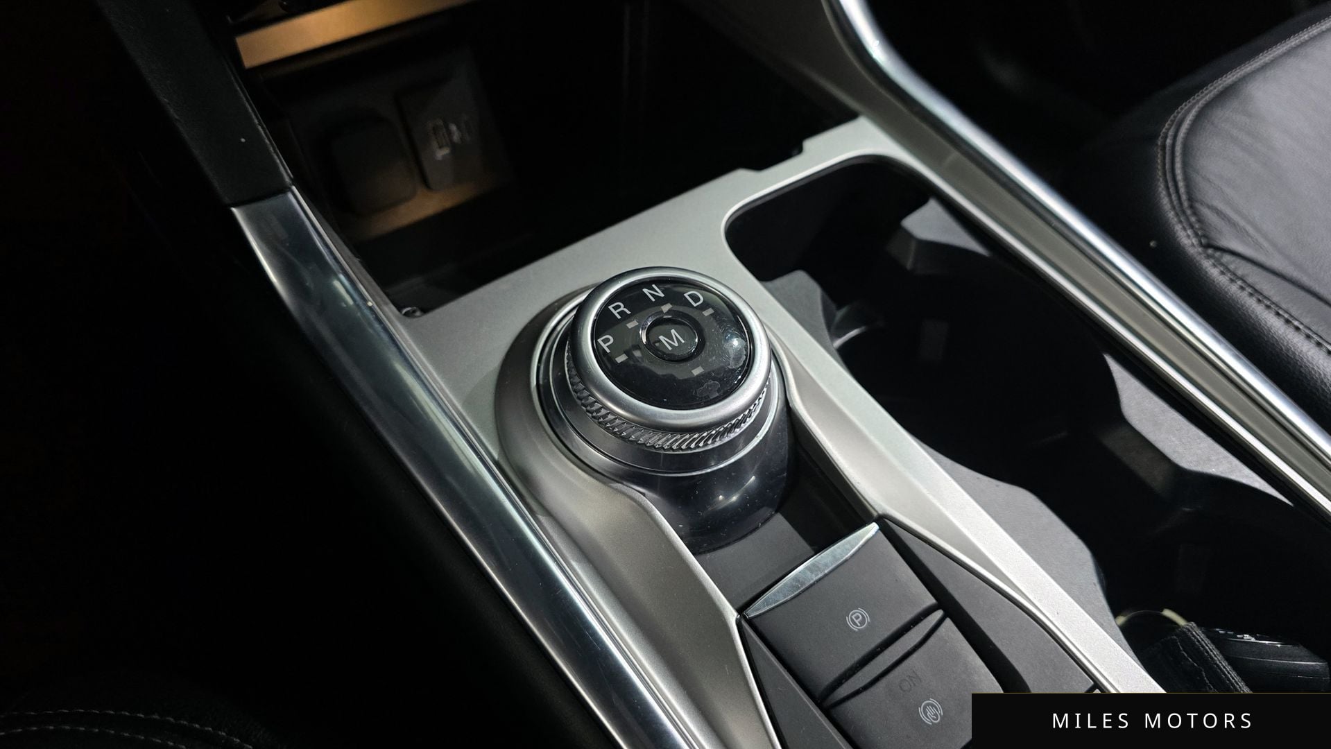 Ford Explorer 2020 — миниатюра 9