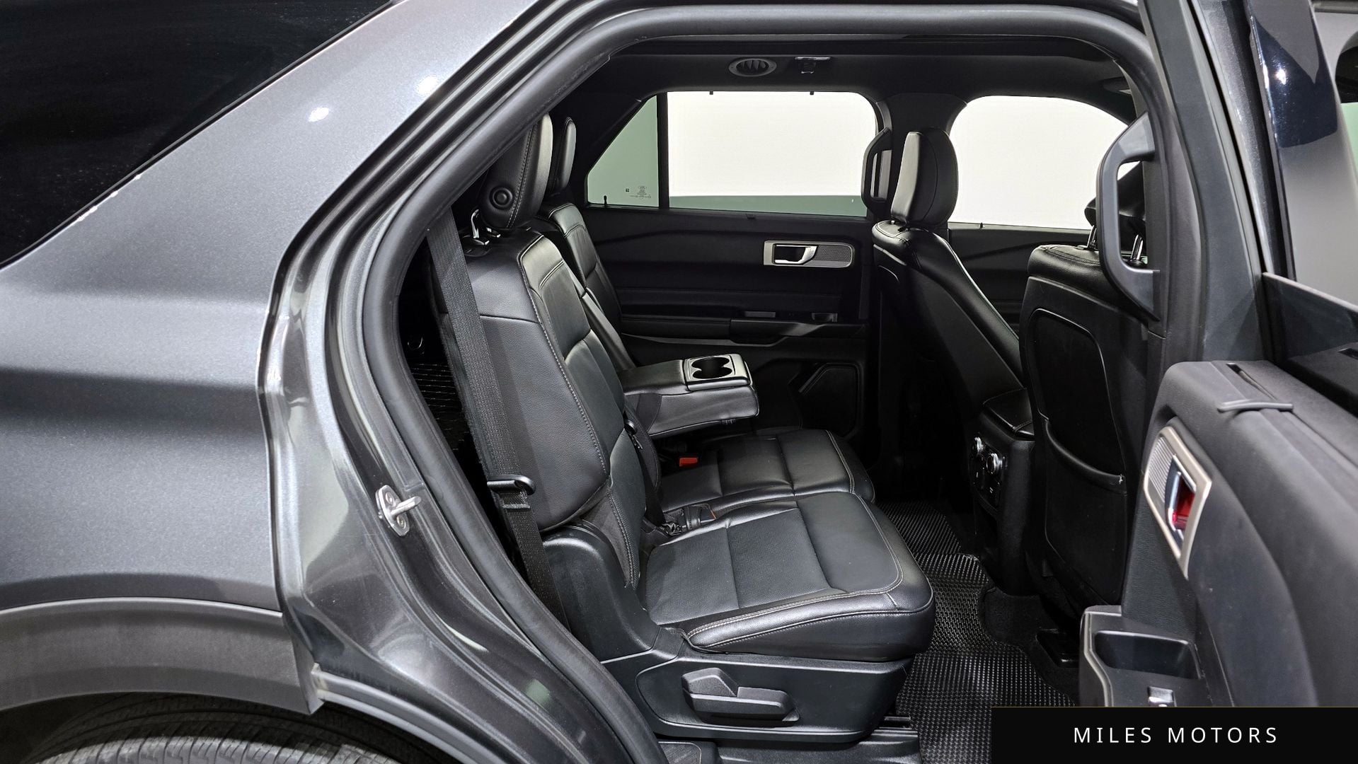 Ford Explorer 2020 — миниатюра 12