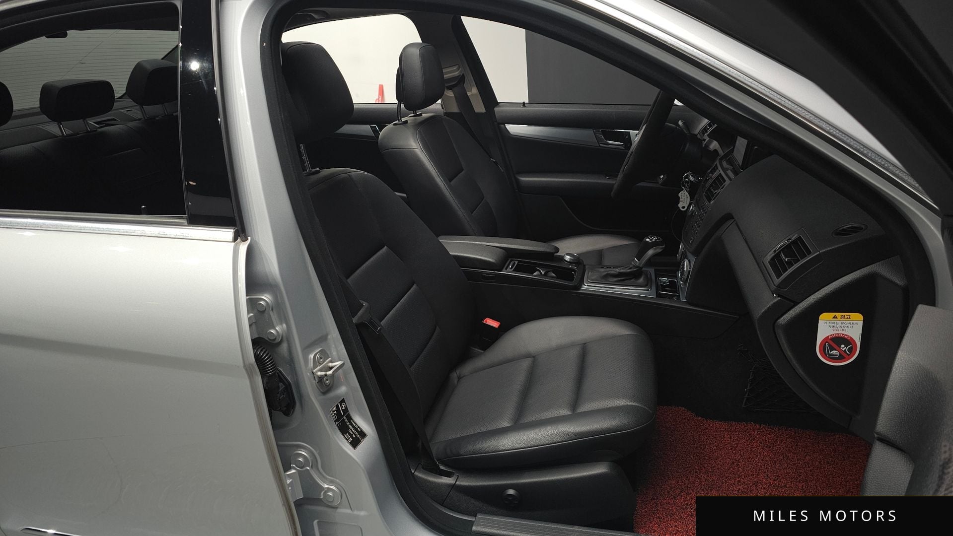 Mercedes-Benz C-Class W204 2010 — миниатюра 10