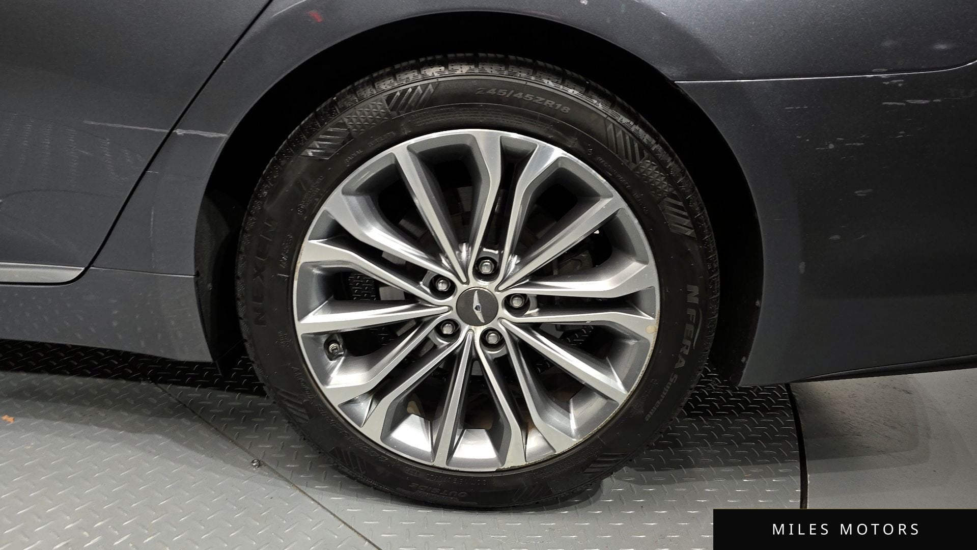 Hyundai Genesis 2016 — миниатюра 5