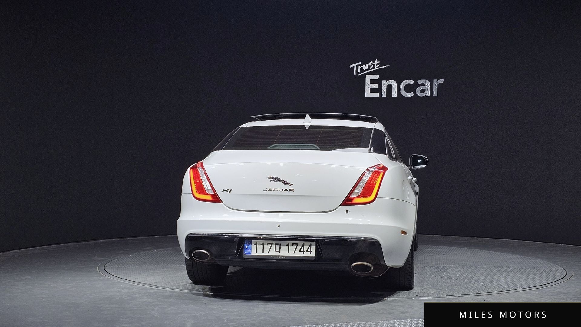 Jaguar All New XJ 2016 — миниатюра 4