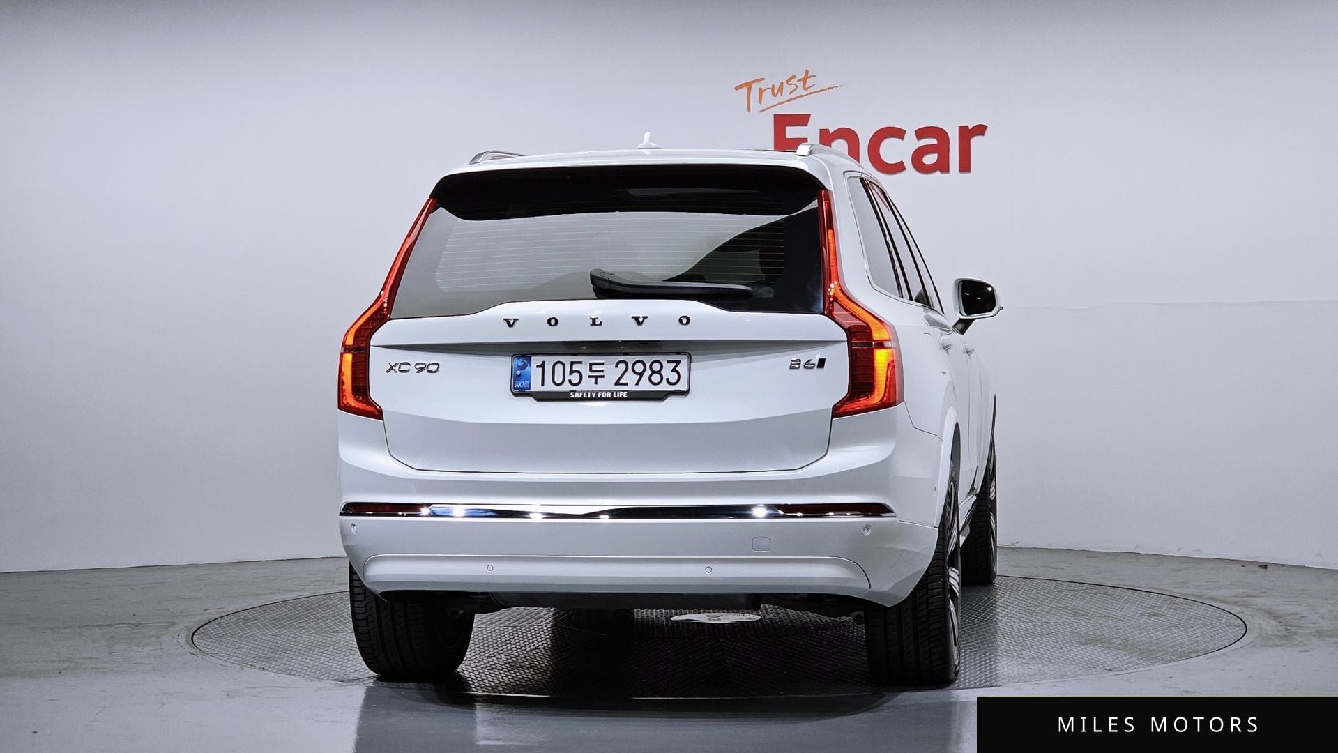 Volvo XC90 2025 — миниатюра 4