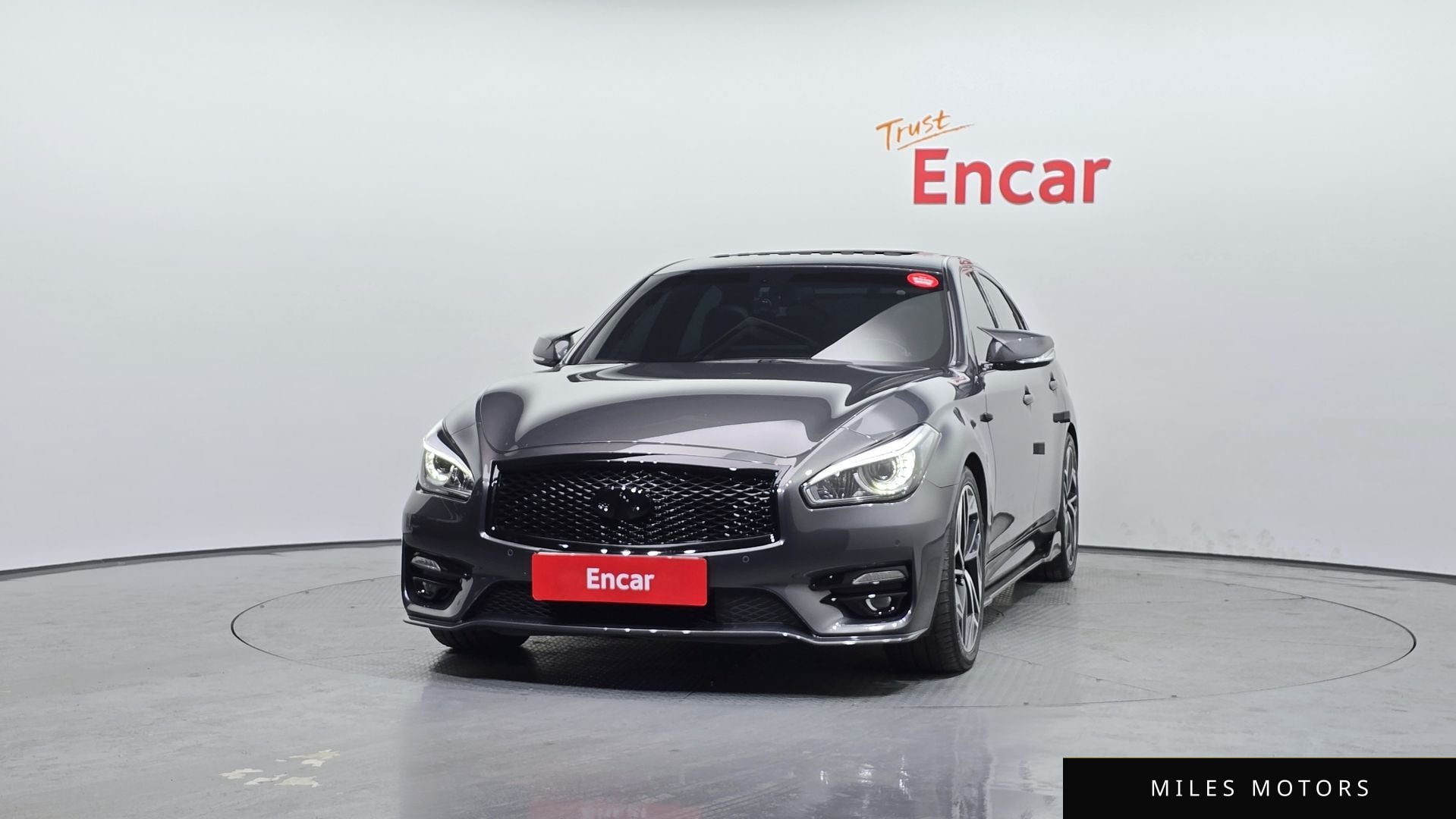 Infiniti Q70 2015 — миниатюра 3