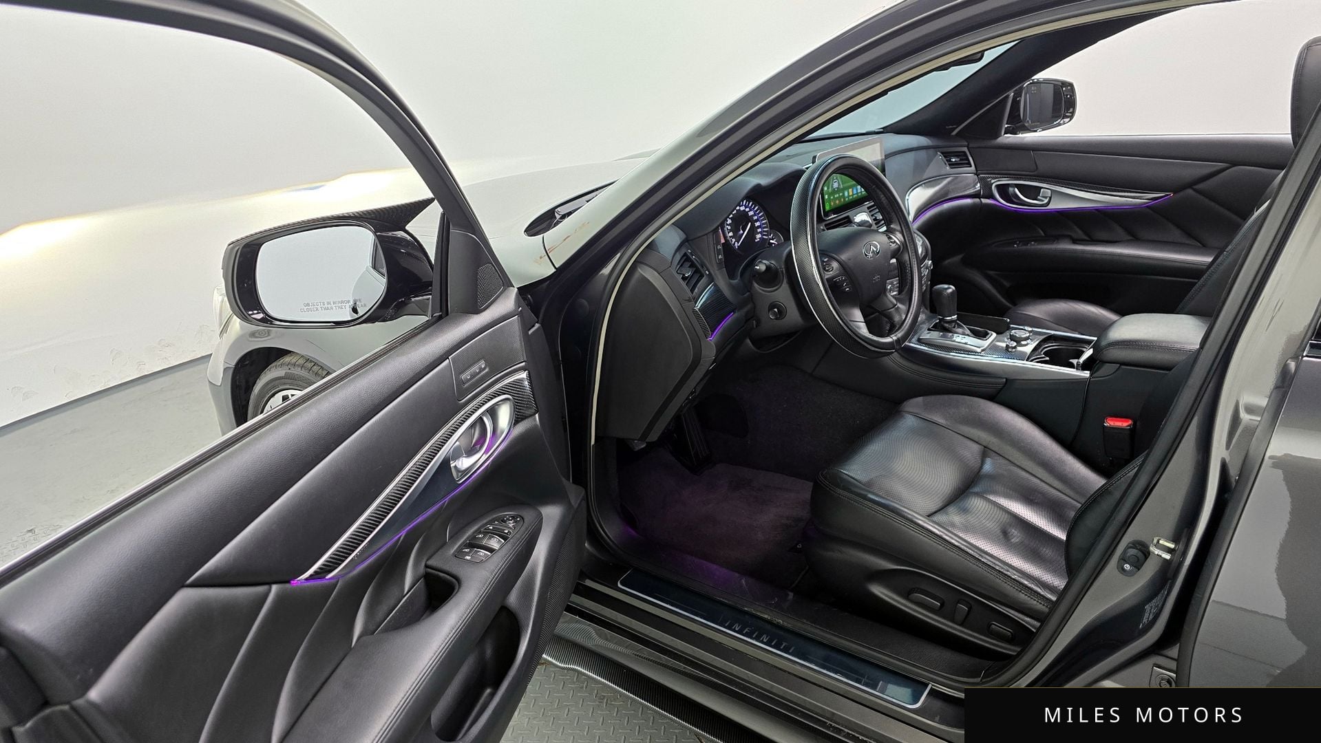 Infiniti Q70 2015 — миниатюра 10