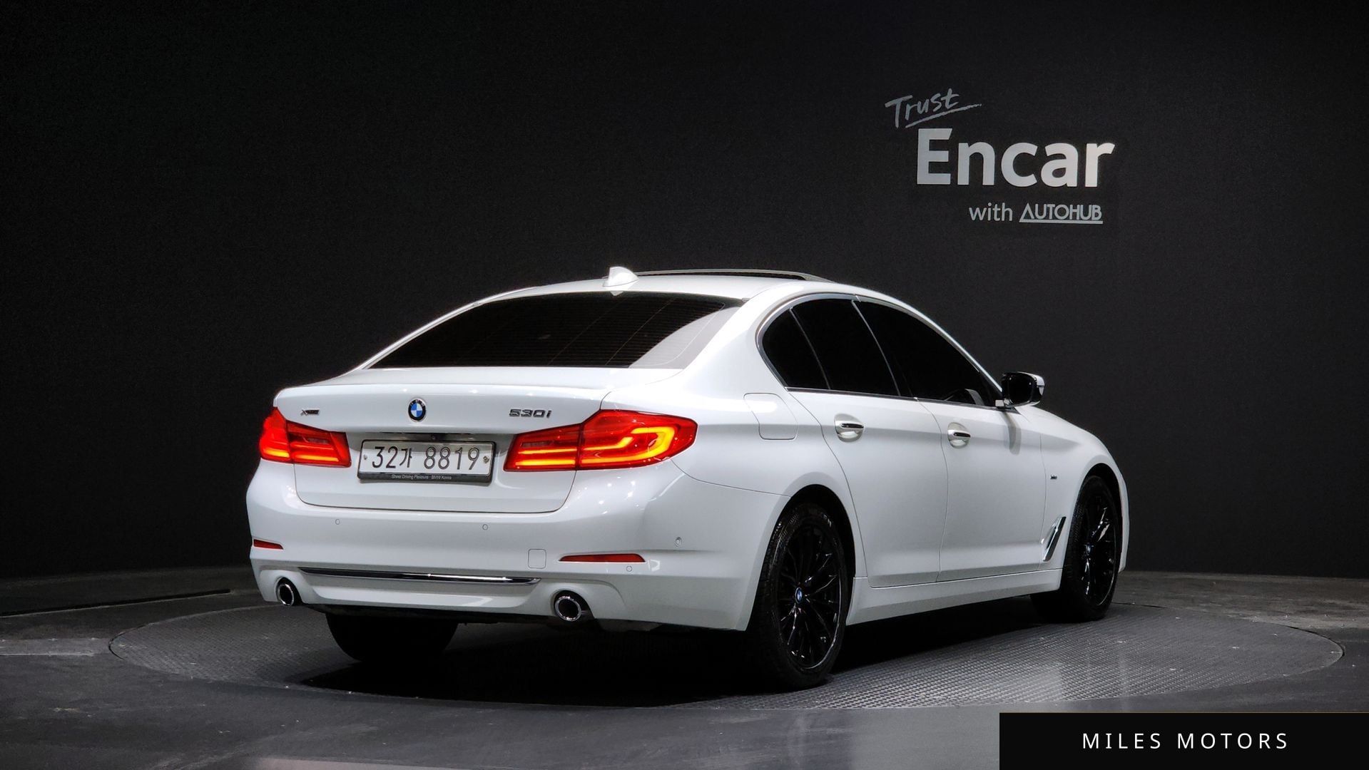 BMW 5 Series (G30) 2018 — миниатюра 2