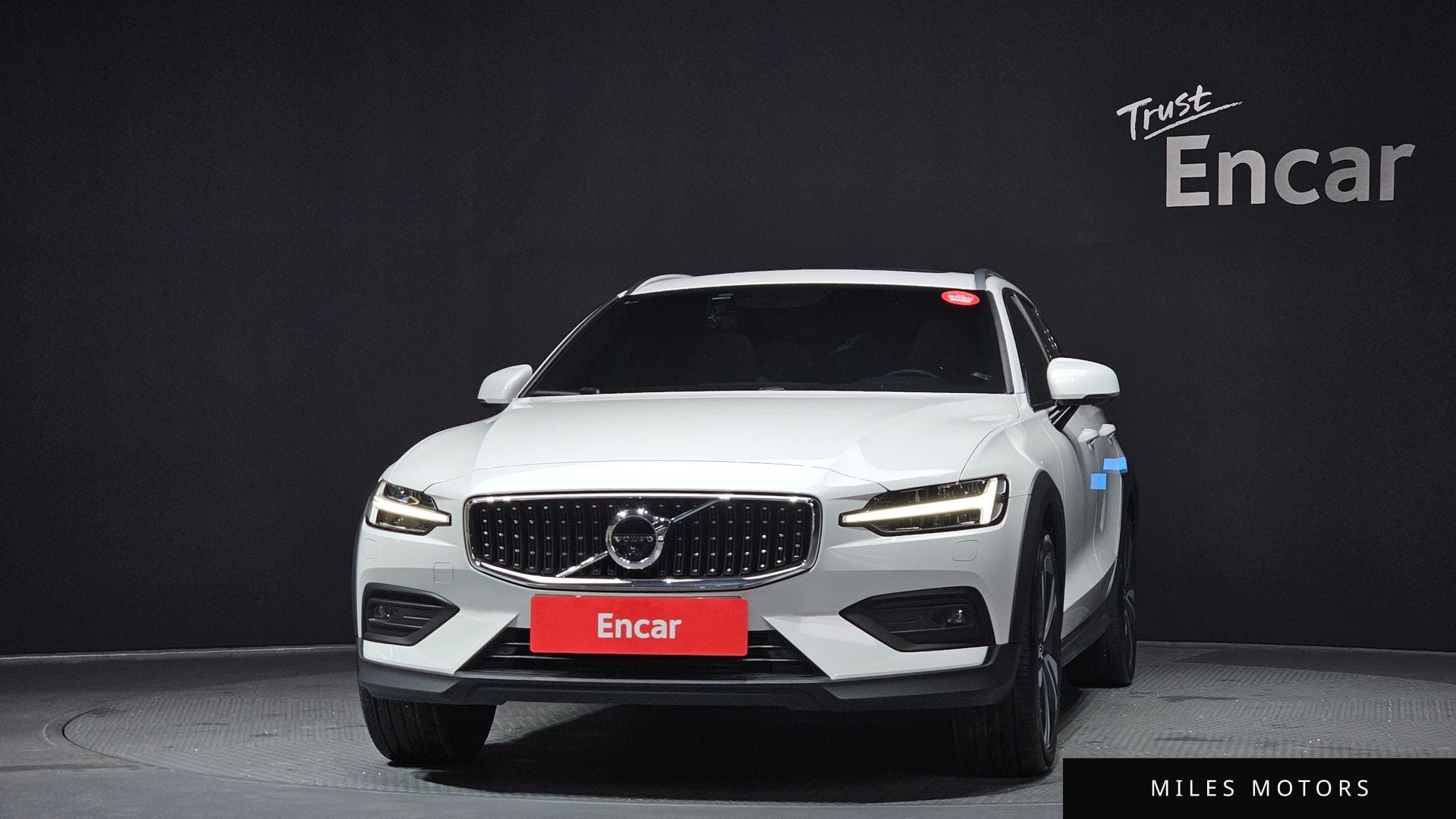 Volvo V60 2020 — миниатюра 3