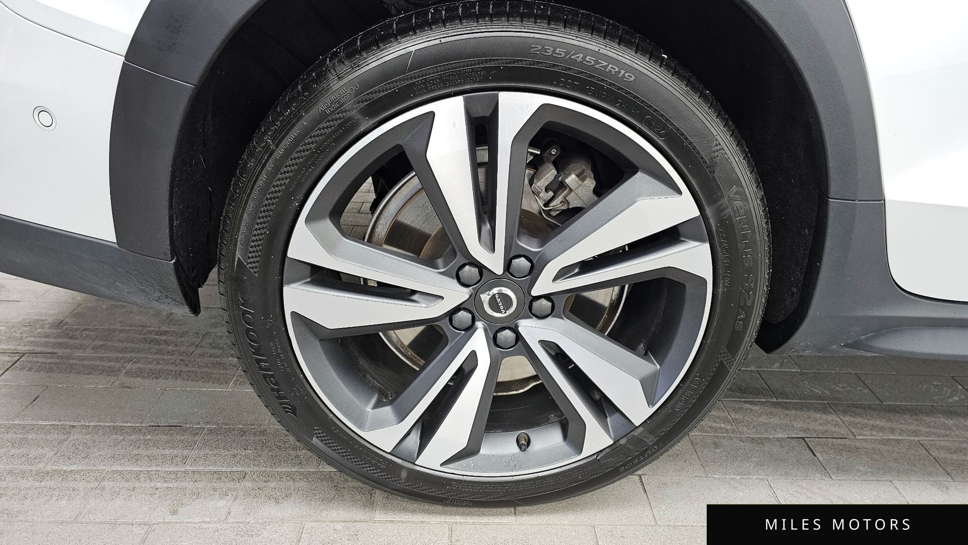 Volvo V60 2020 — миниатюра 5