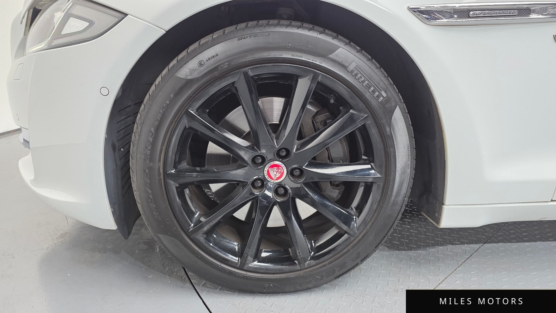 Jaguar All New XJ 2016 — миниатюра 5