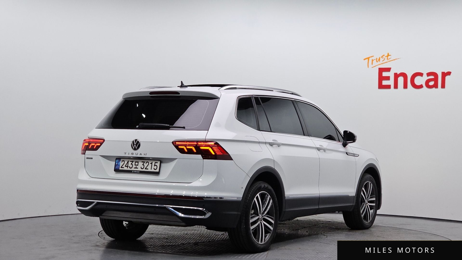 Volkswagen Tiguan 2023 — миниатюра 2