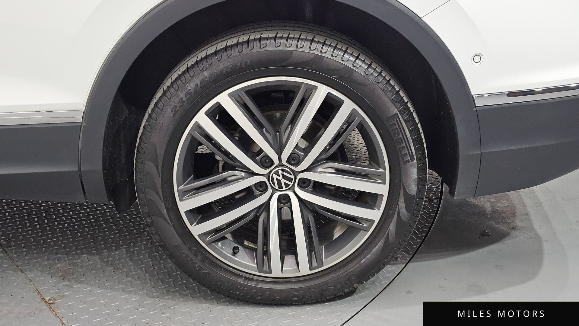 Volkswagen Tiguan 2023 — миниатюра 5