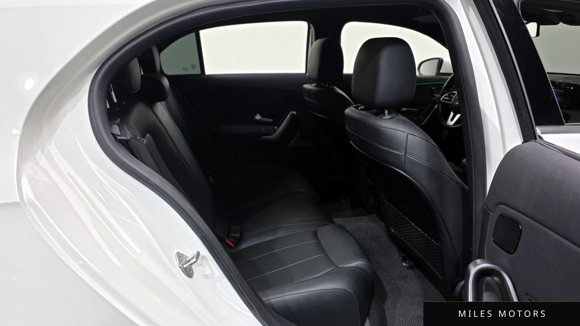 Mercedes-Benz A-Class W177 2021 — миниатюра 12