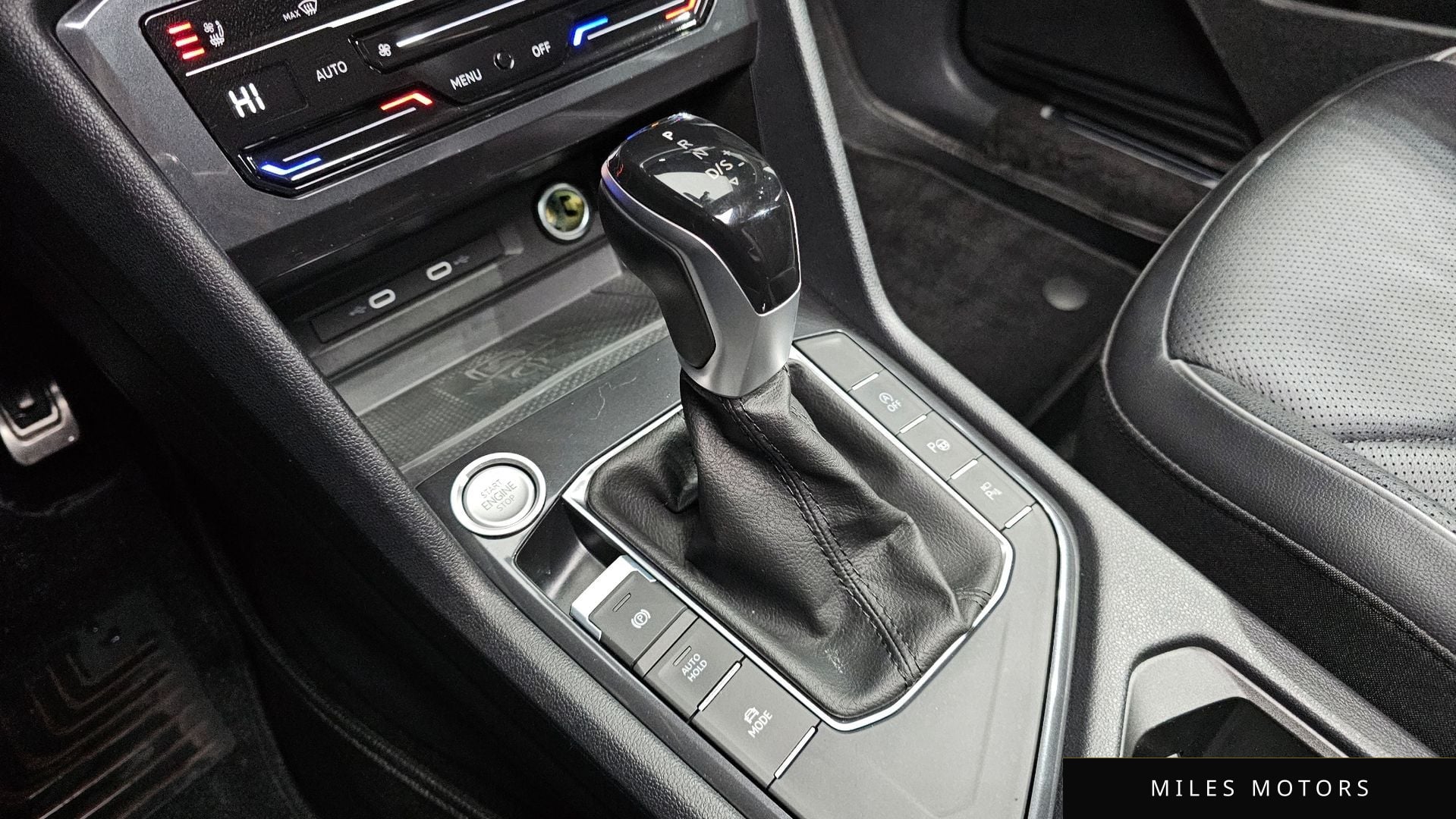 Volkswagen Tiguan 2023 — миниатюра 9