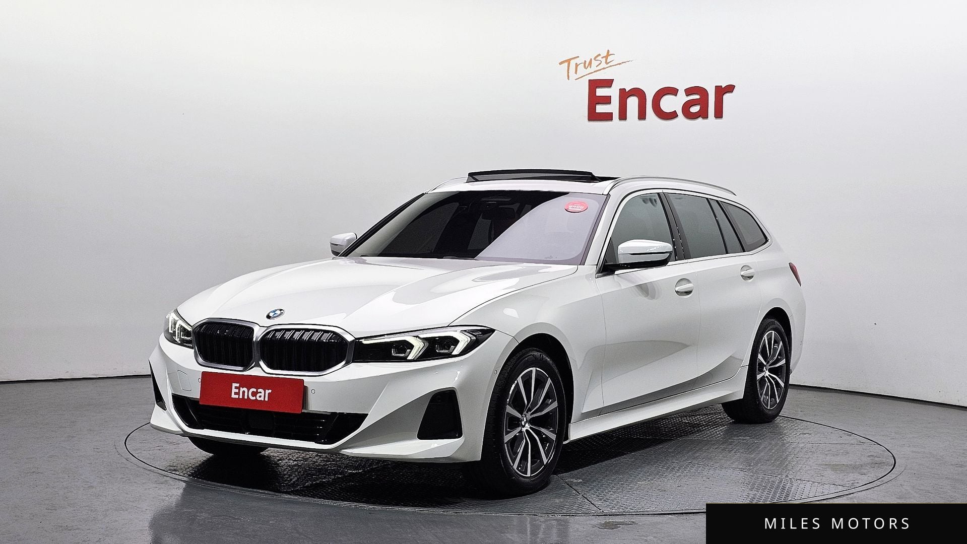 BMW 3 Series (G20) 2023 — фото 1 из 12