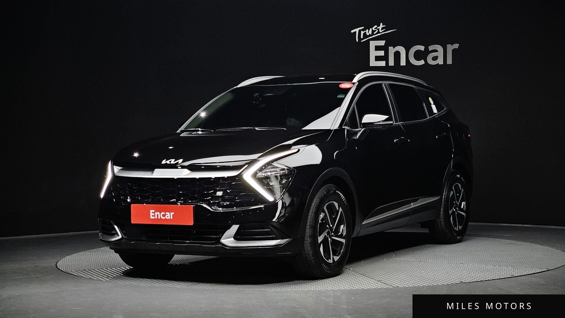 Kia Sportage 2023 — фото 1 из 12