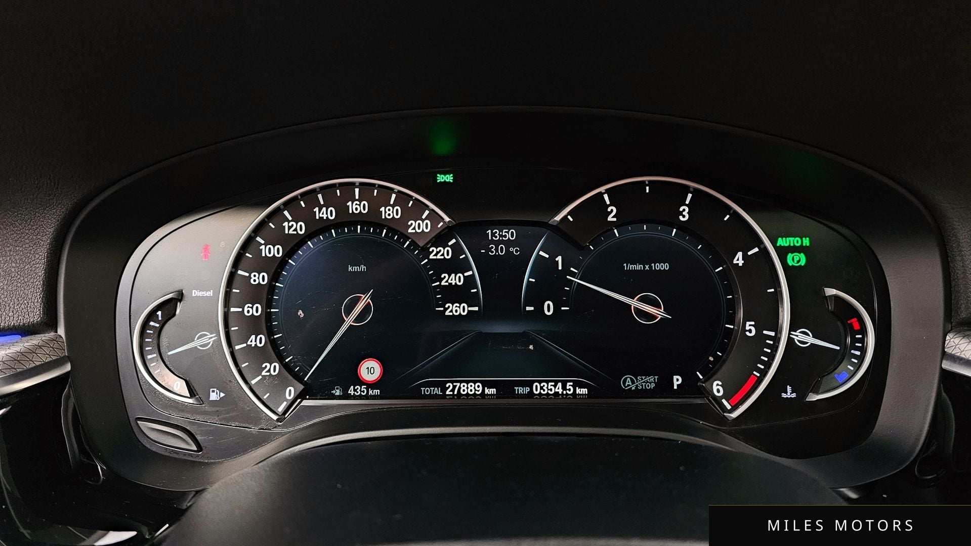 BMW 5 Series (G30) 2018 — миниатюра 8