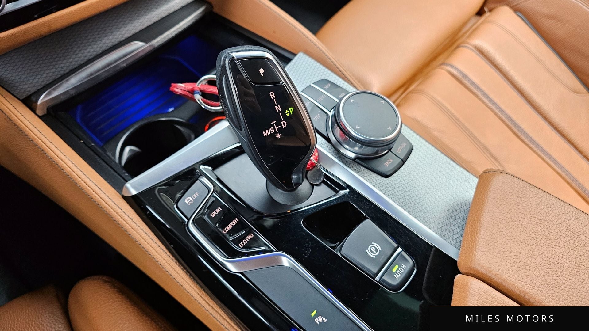 BMW 5 Series (G30) 2018 — миниатюра 9