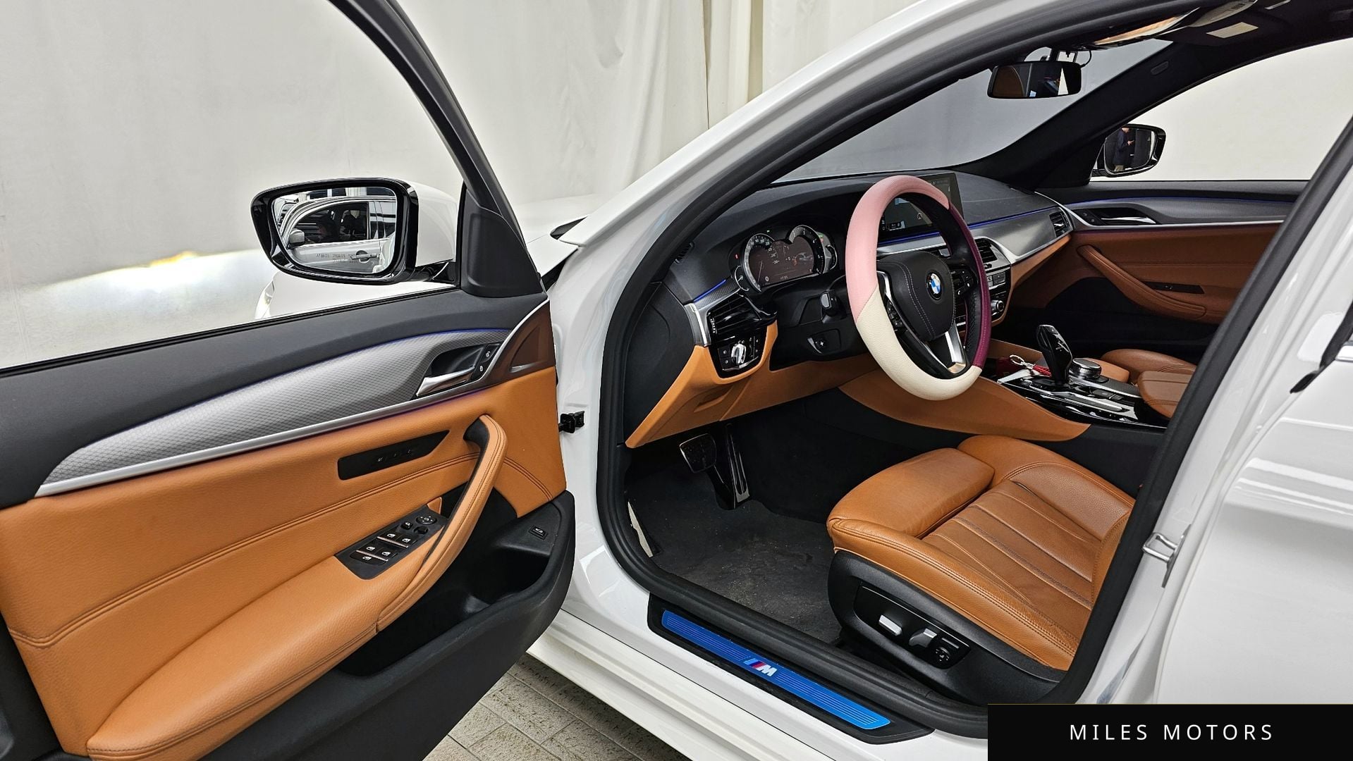BMW 5 Series (G30) 2018 — миниатюра 10