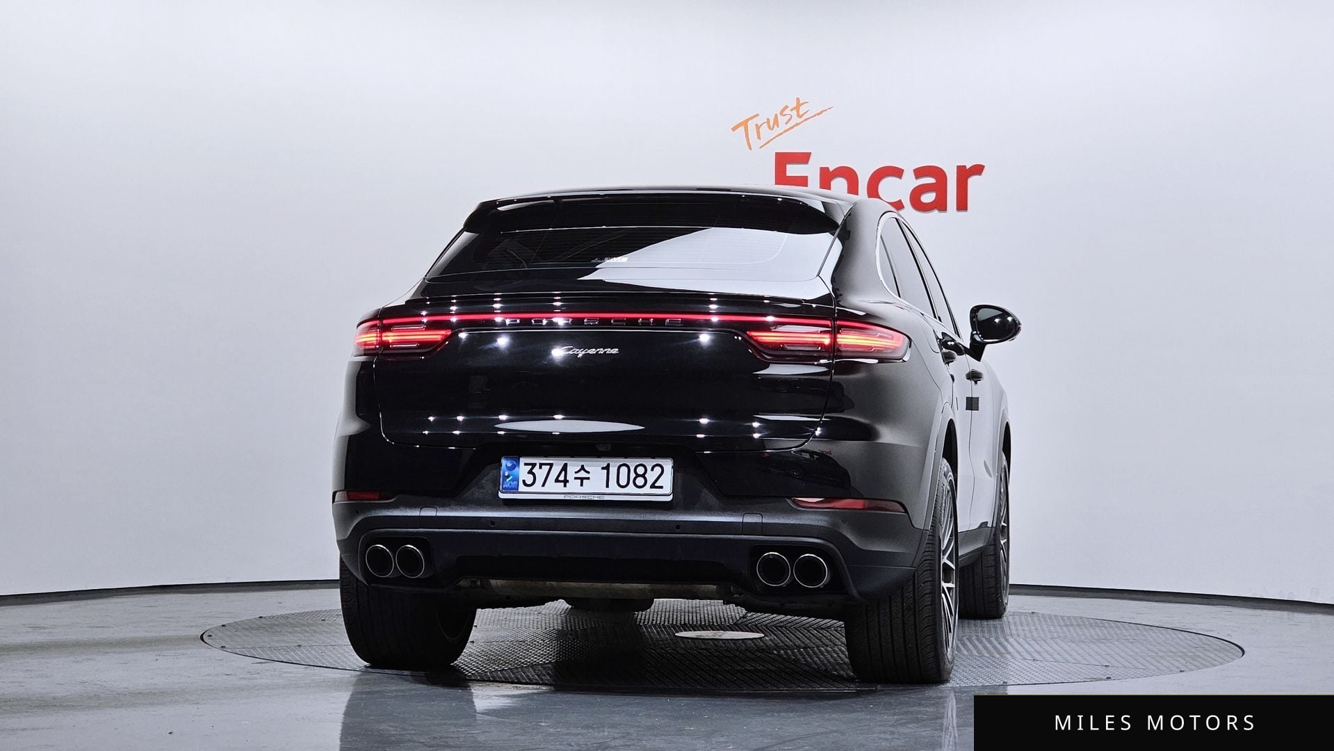Porsche Cayenne 2023 — миниатюра 4