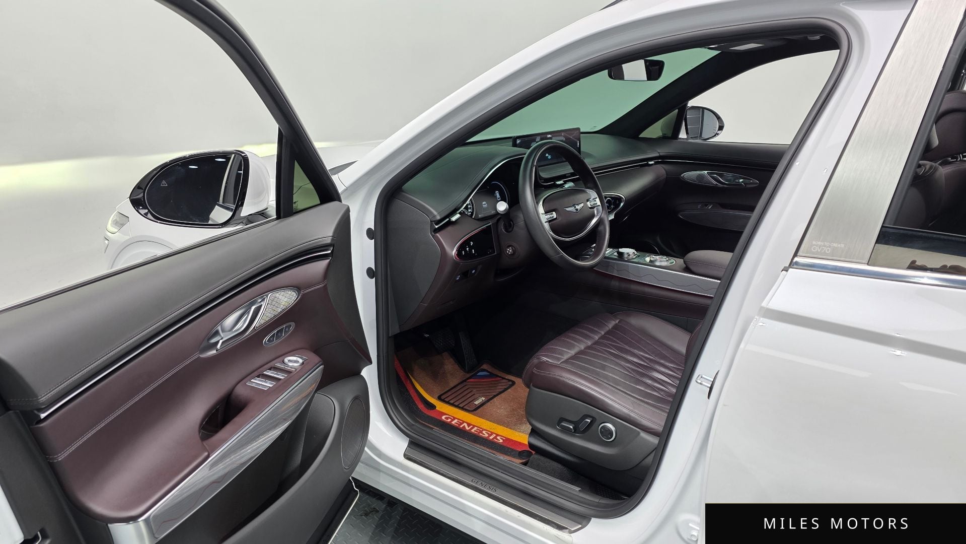 Genesis GV70 2021 — миниатюра 11