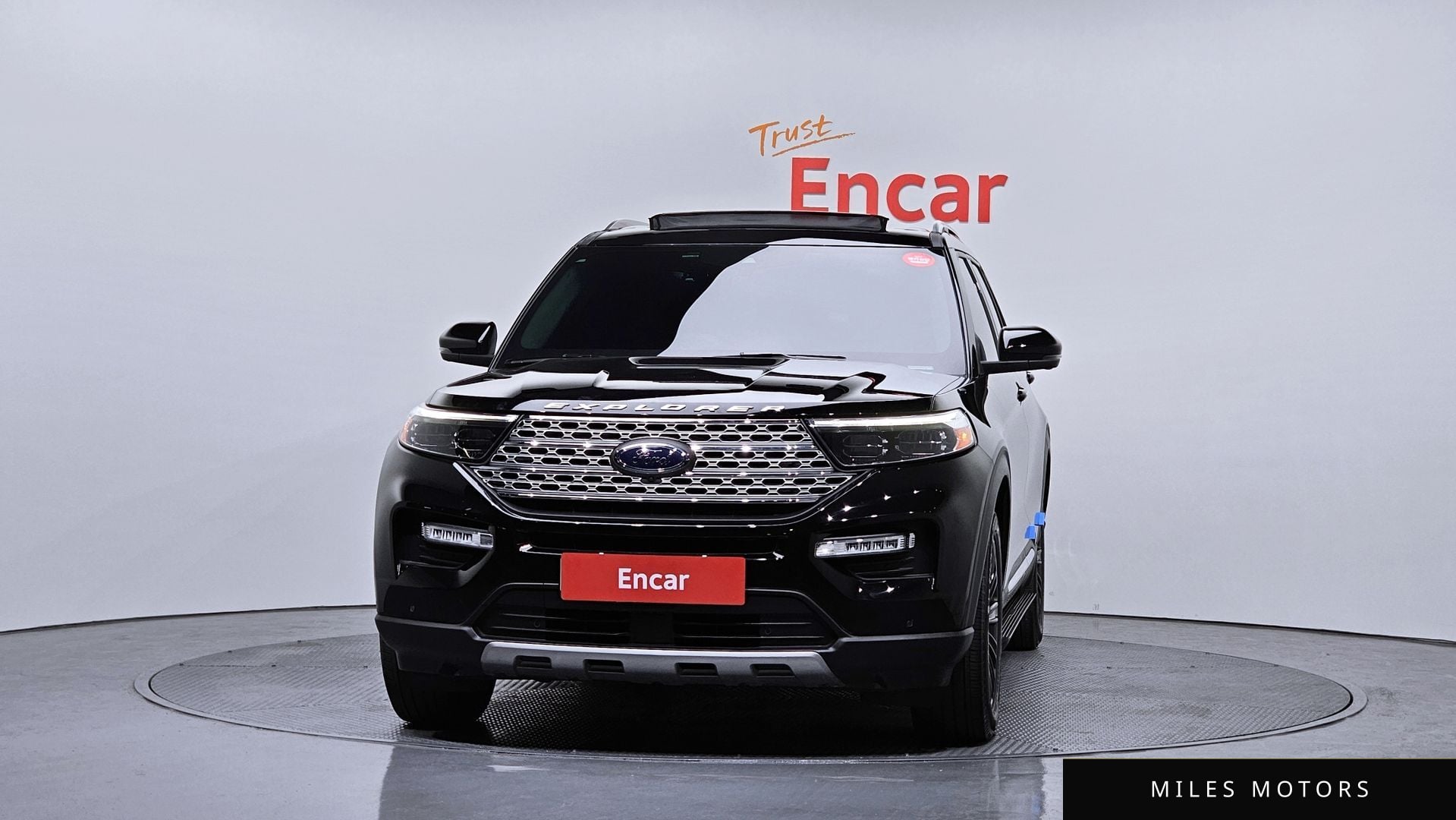 Ford Explorer 2020 — миниатюра 3