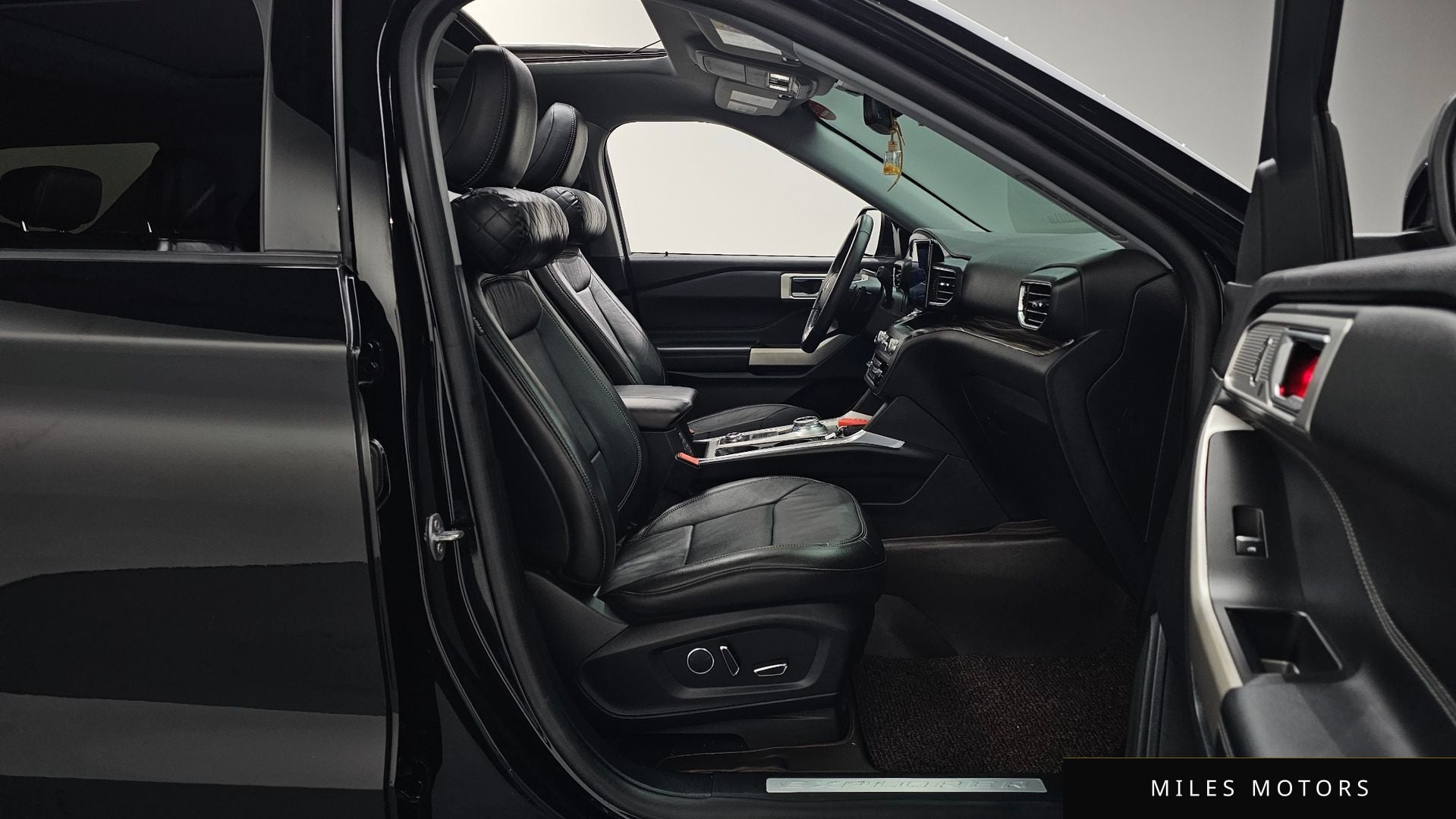 Ford Explorer 2020 — миниатюра 10