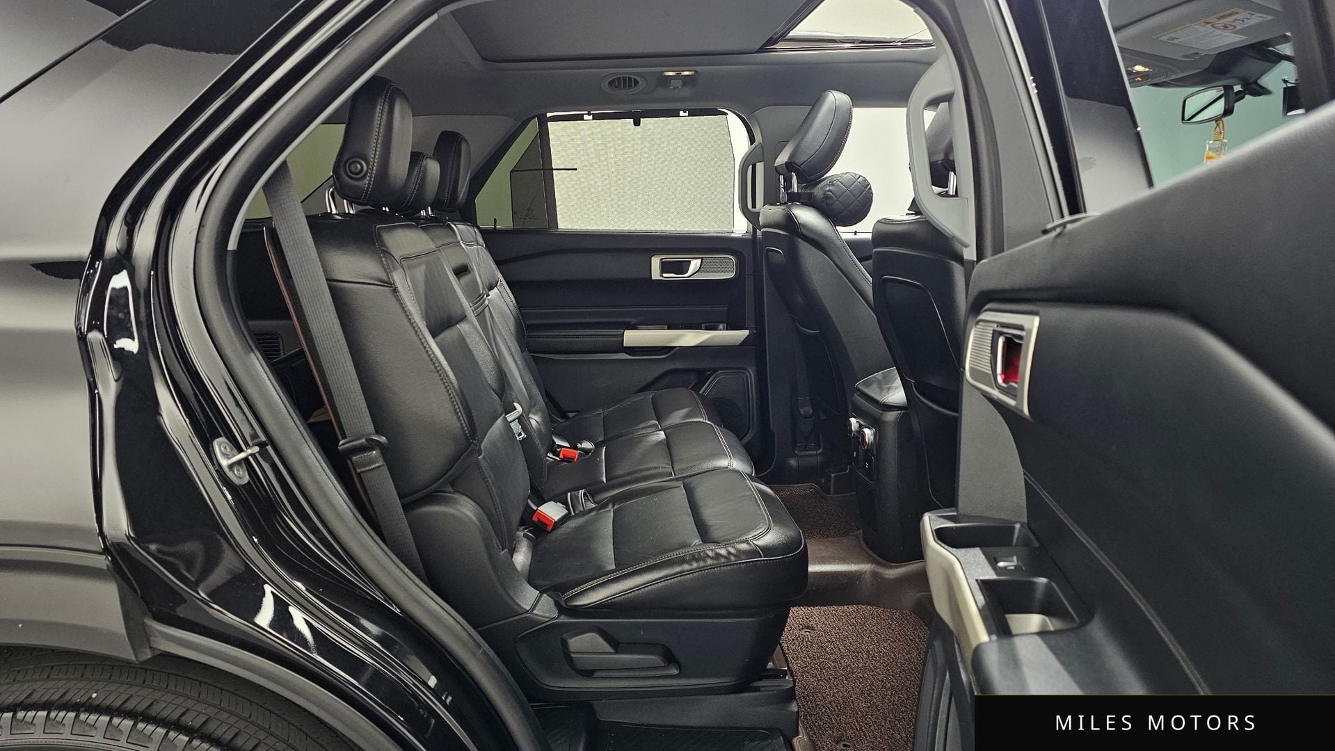 Ford Explorer 2020 — миниатюра 12