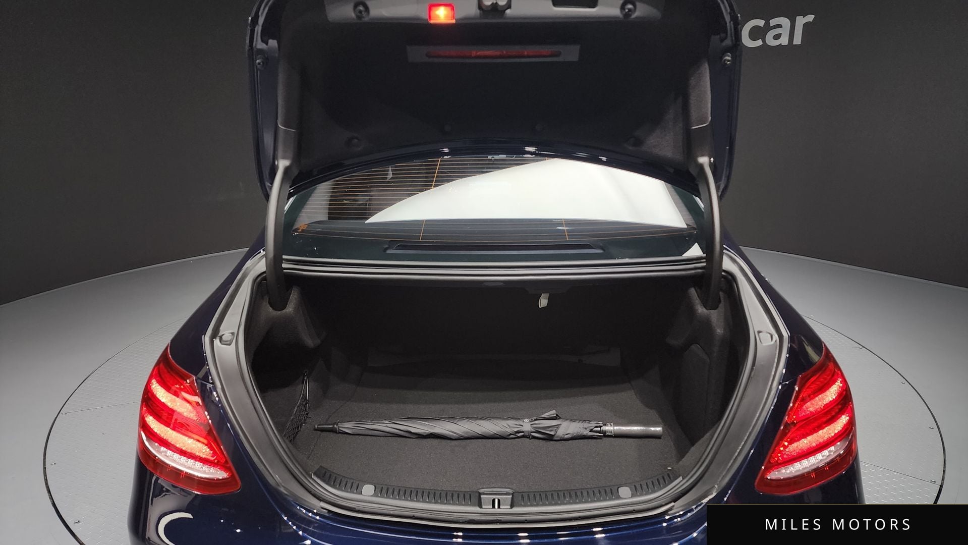 Mercedes-Benz E-Class W213 2019 — миниатюра 20