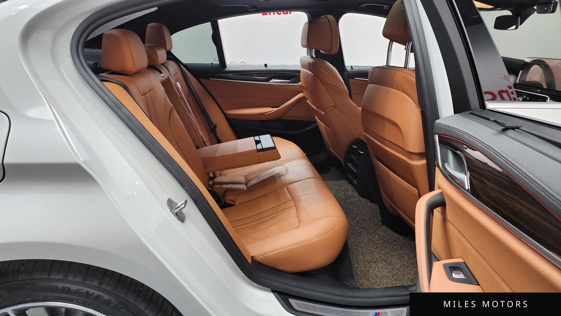BMW 5 Series (G30) 2022 — миниатюра 12