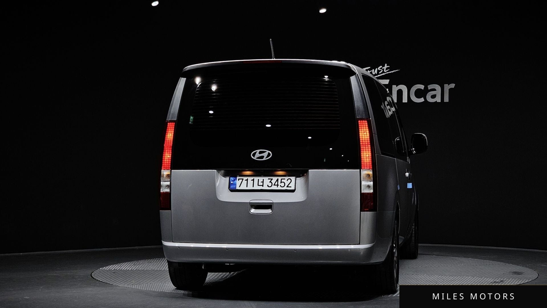 Hyundai Staria 2025 — миниатюра 4