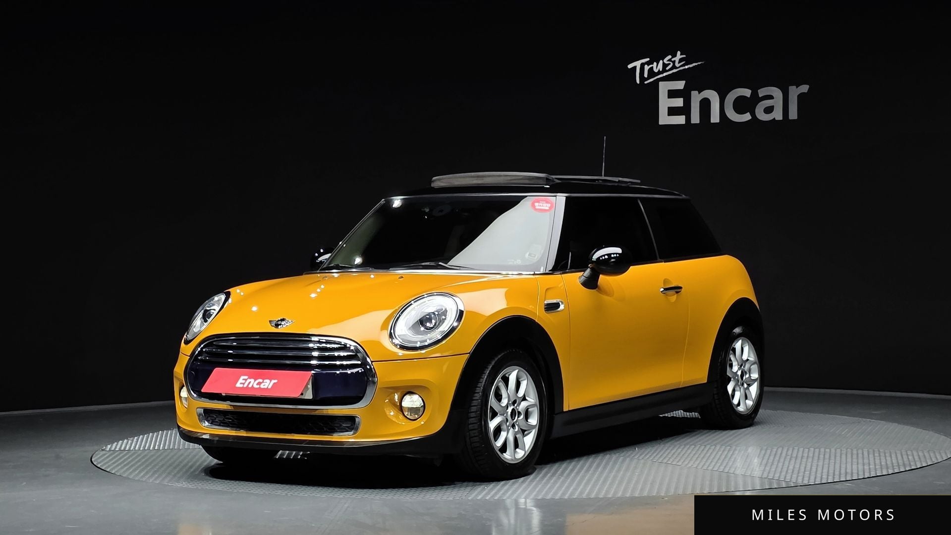 MINI Cooper 2015 — фото 1 из 12
