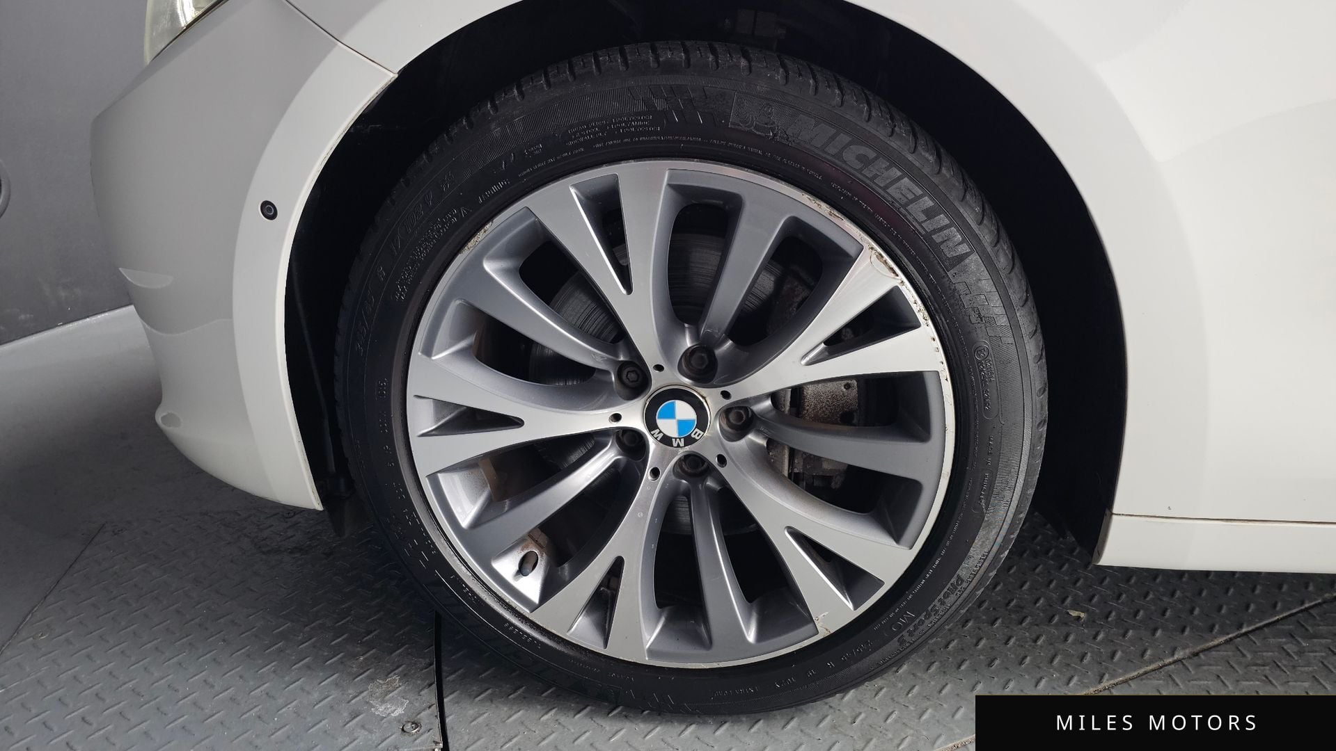 BMW 5시리즈 GT (F07) 2012 — миниатюра 5