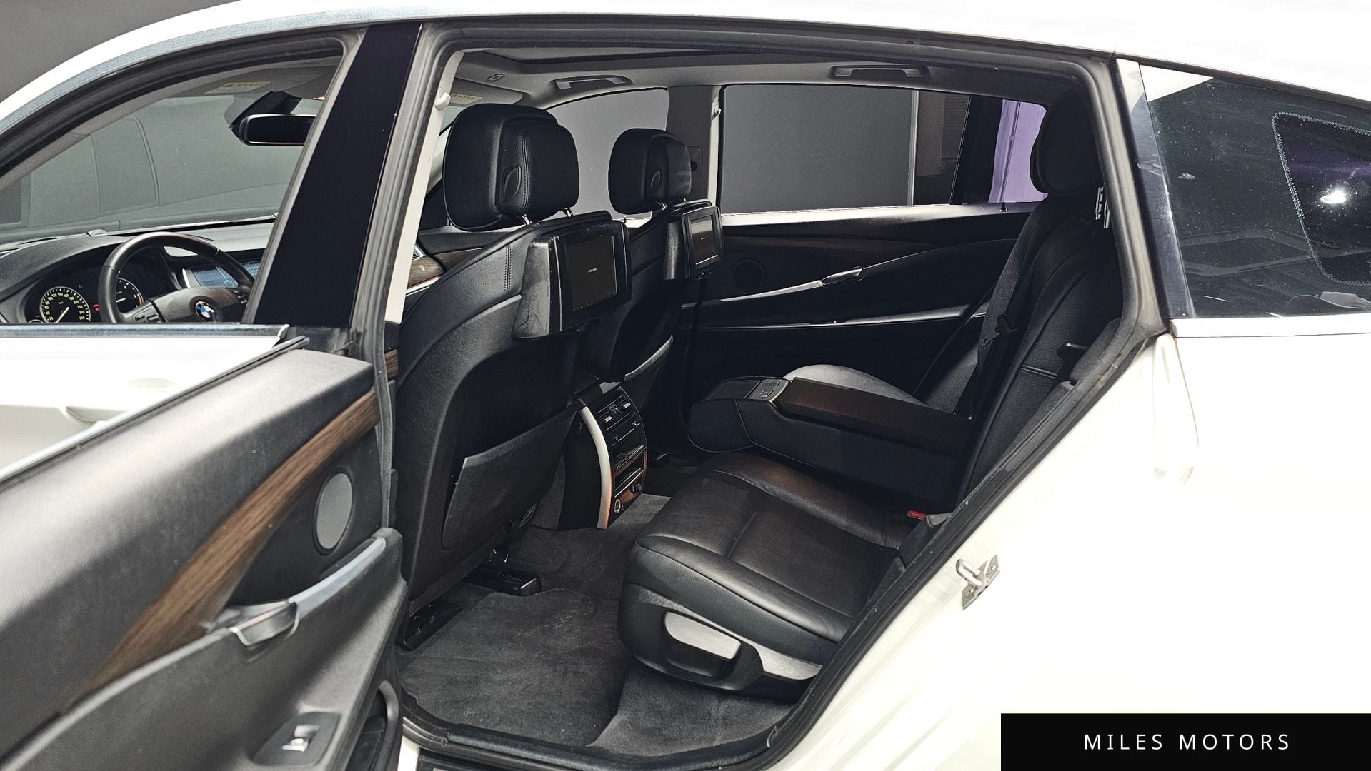 BMW 5시리즈 GT (F07) 2012 — миниатюра 11