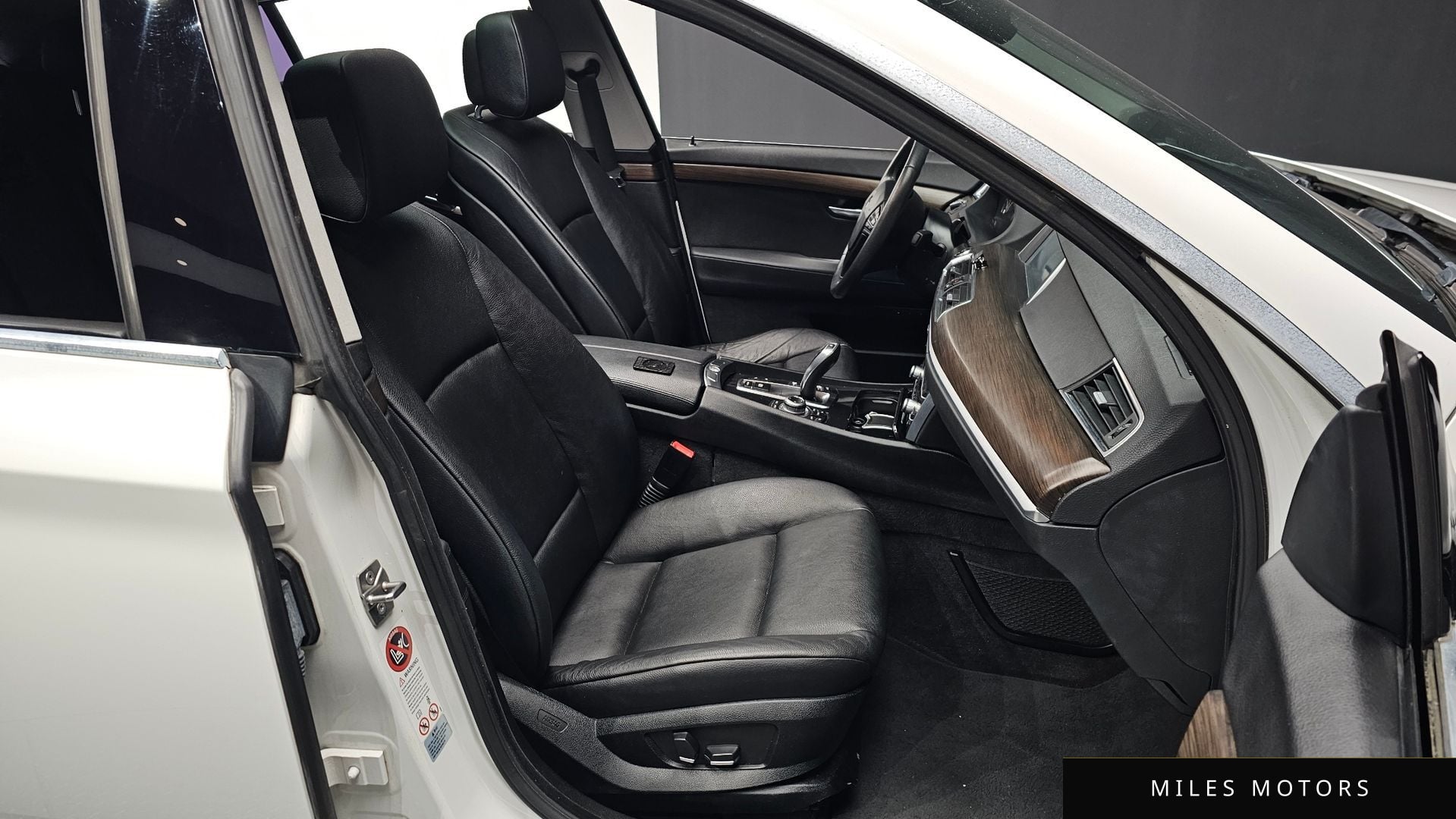 BMW 5시리즈 GT (F07) 2012 — миниатюра 12