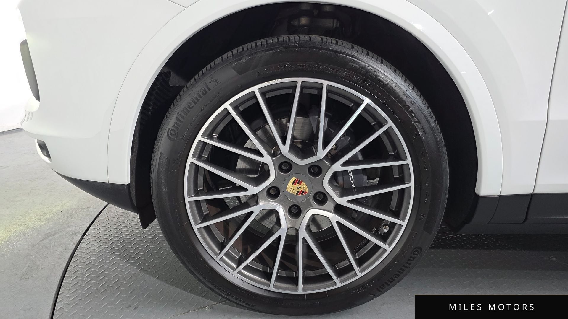 Porsche 카이엔 (PO536) 2023 — миниатюра 4
