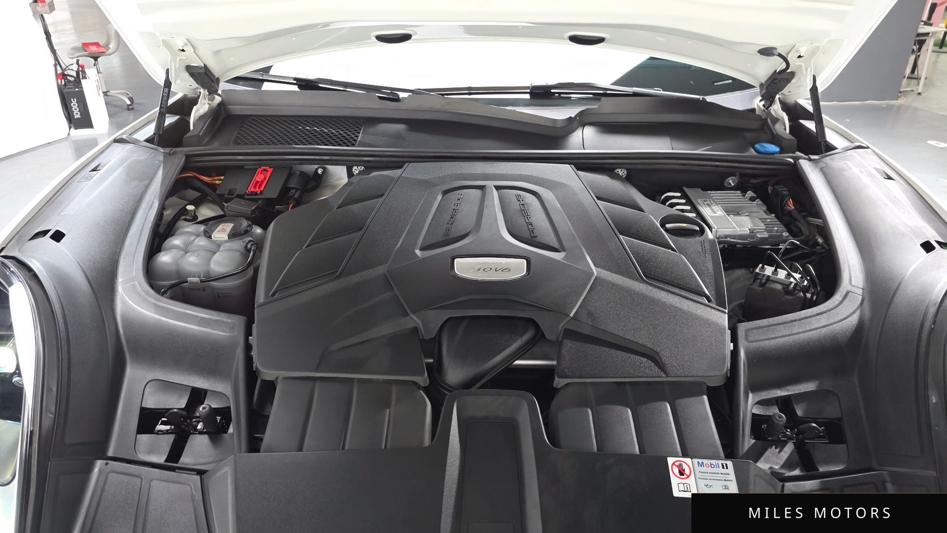 Porsche 카이엔 (PO536) 2023 — миниатюра 5