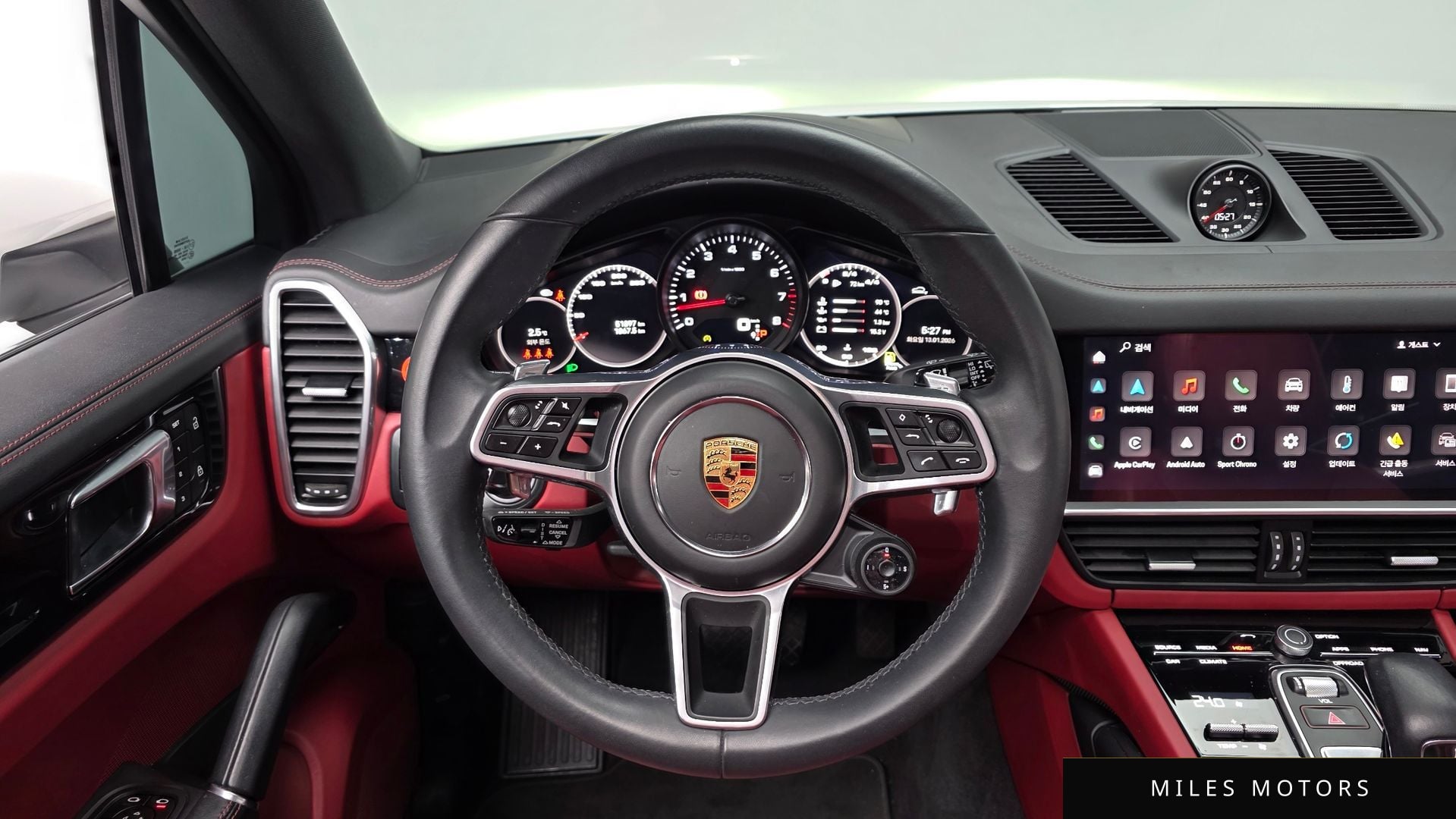 Porsche 카이엔 (PO536) 2023 — миниатюра 13