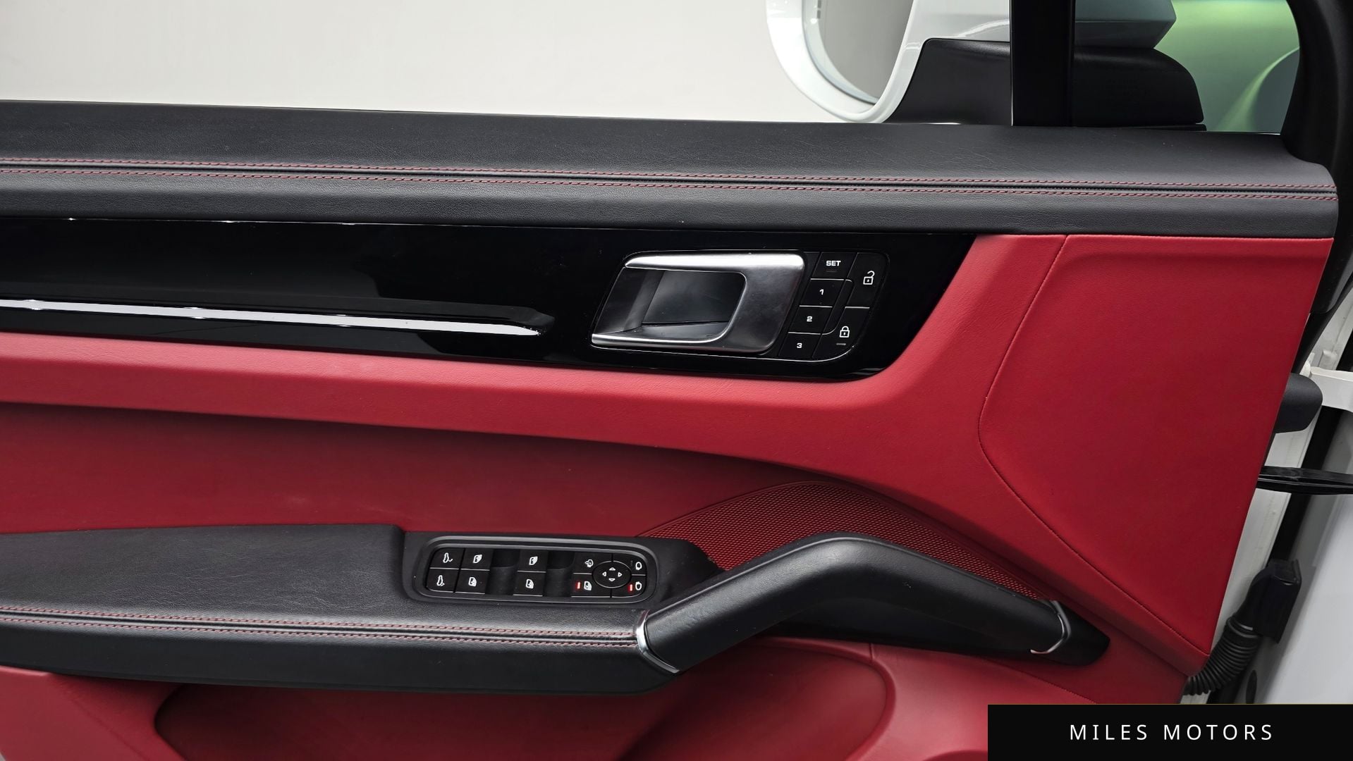 Porsche 카이엔 (PO536) 2023 — миниатюра 18