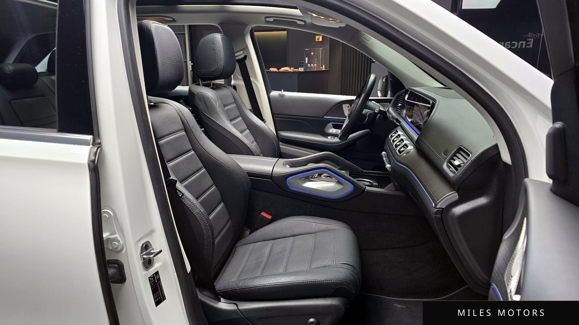 Mercedes-Benz GLE-Class W167 2023 — миниатюра 12