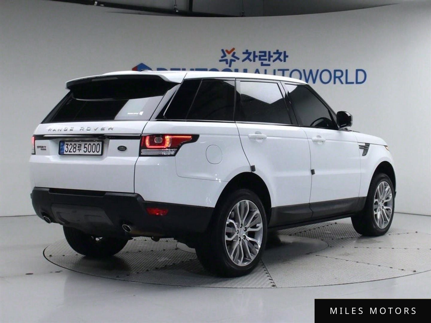 Land Rover Range Rover Sport 2016 — миниатюра 3