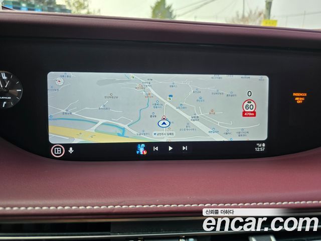 Лексус LS500h 2018 — миниатюра 15