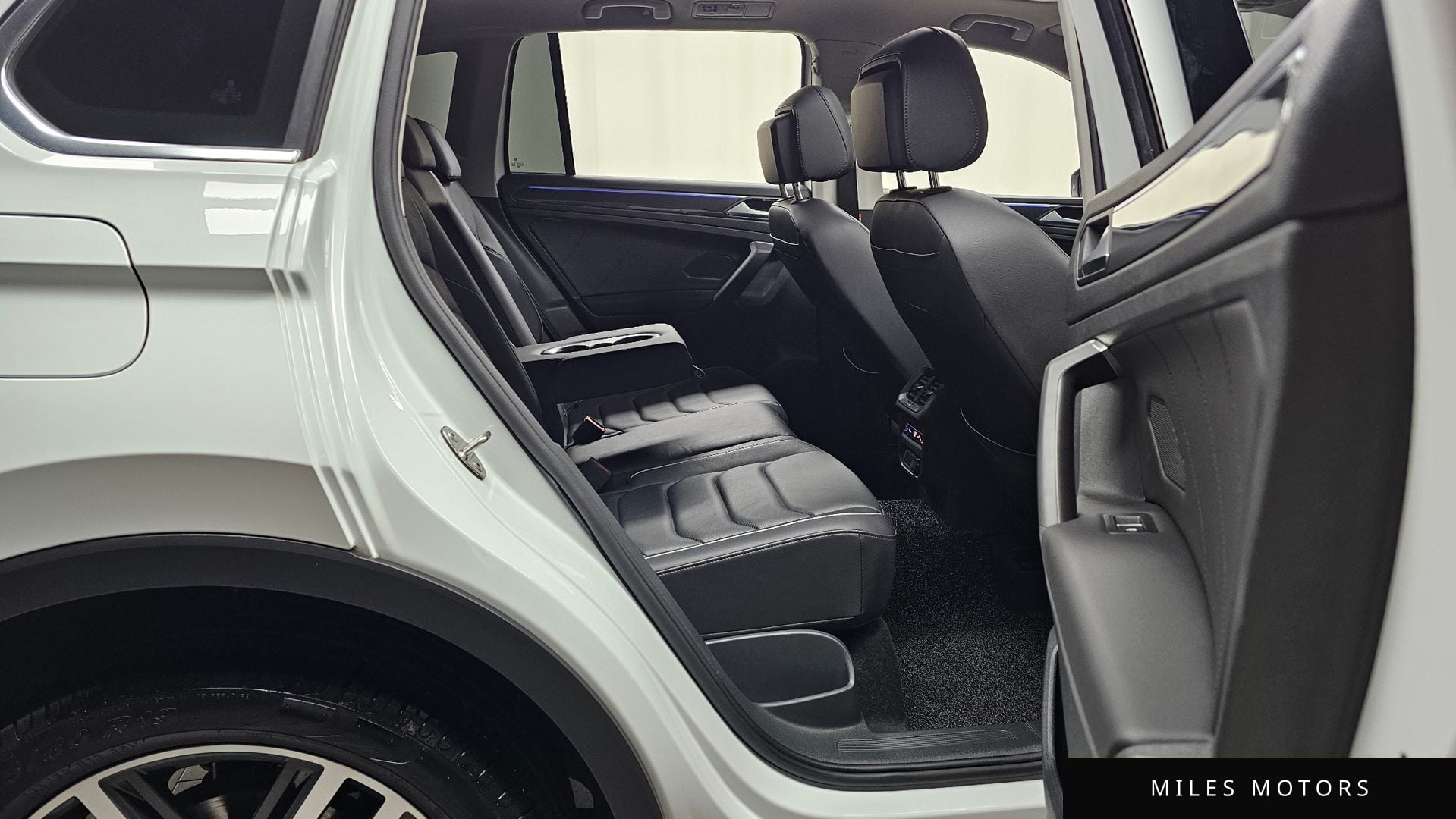 Volkswagen 티구안 2023 — миниатюра 12