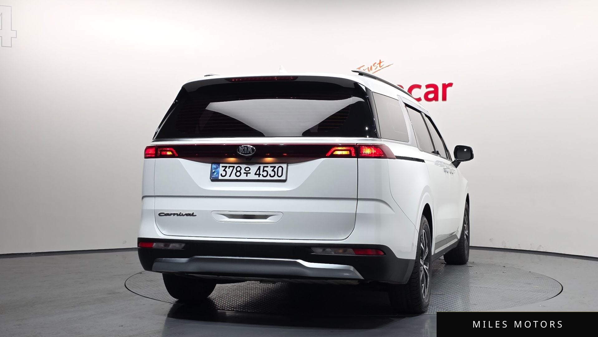 Kia Carnival 2021 — миниатюра 4