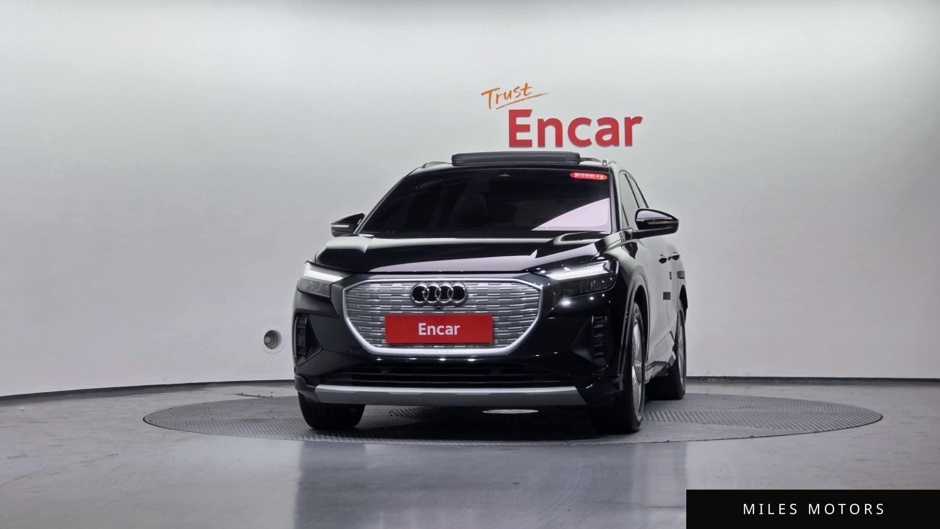Audi Q4 e-tron 2022 — миниатюра 3