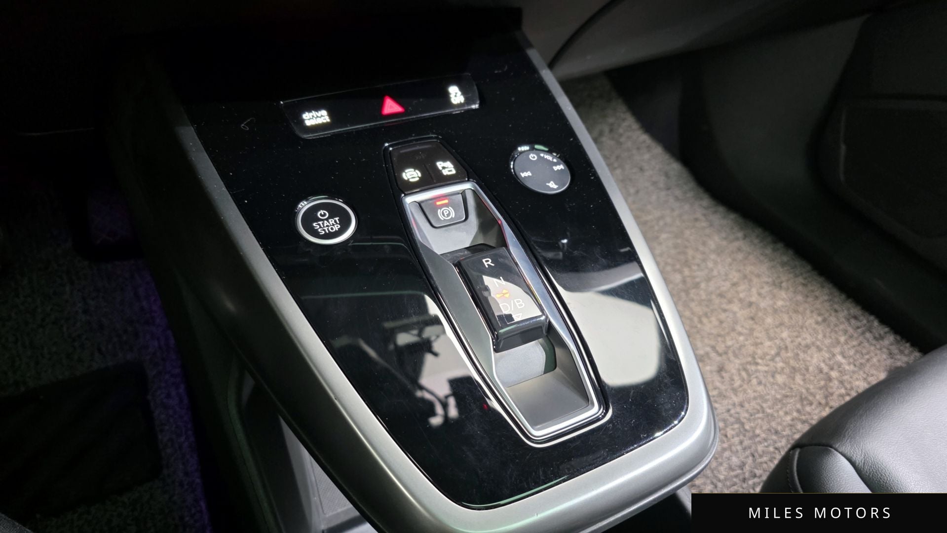 Audi Q4 e-tron 2022 — миниатюра 9