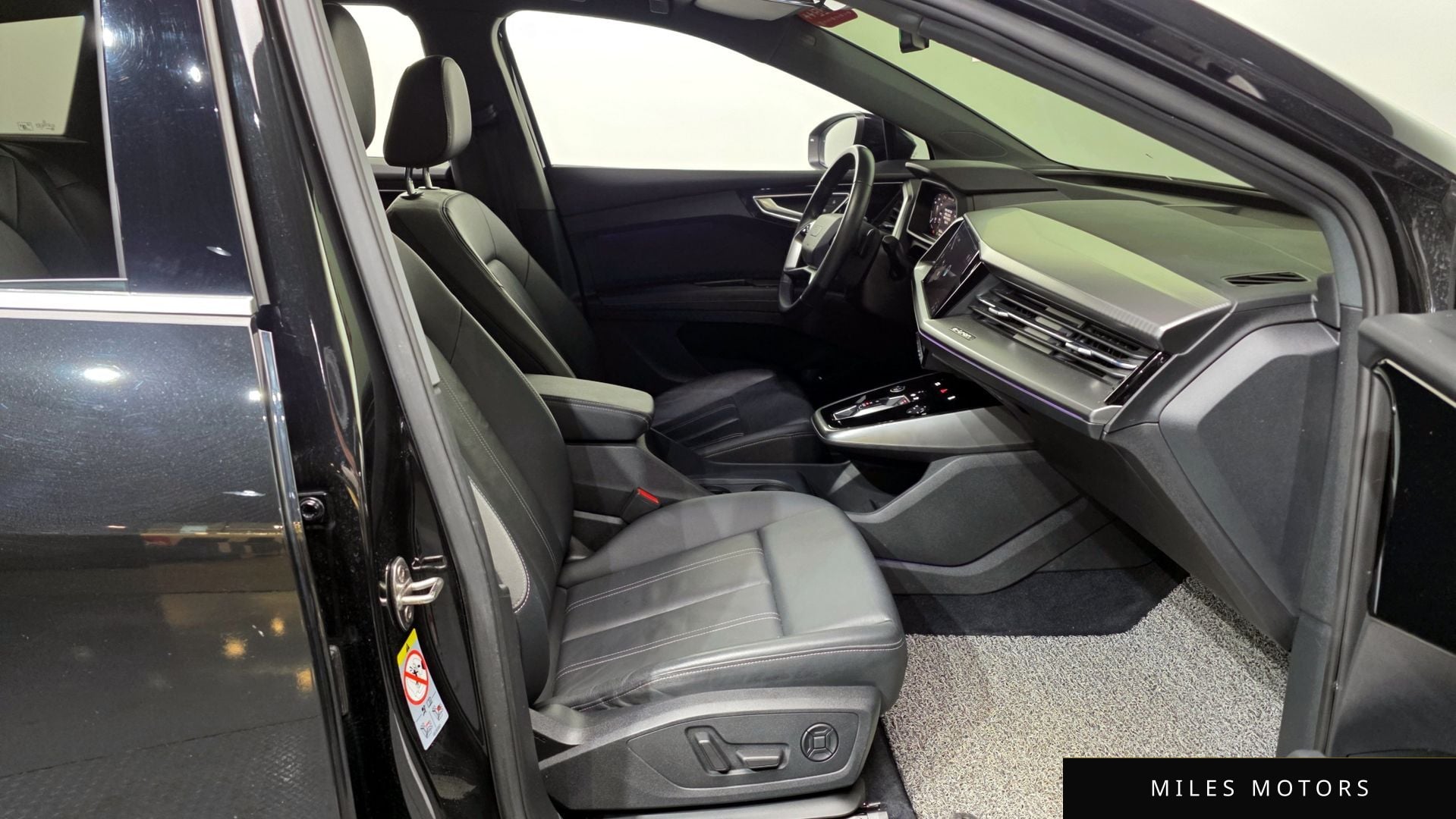 Audi Q4 e-tron 2022 — миниатюра 11
