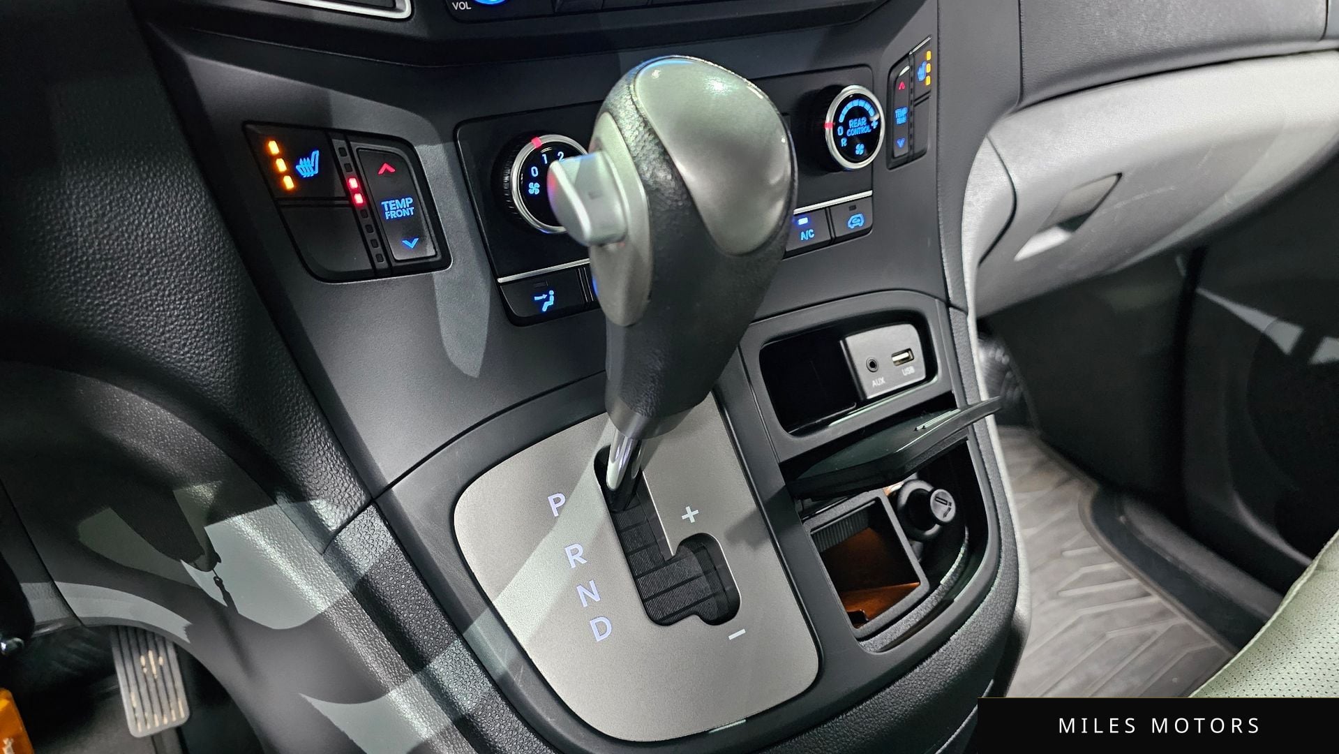 Hyundai Starex 2019 — миниатюра 9