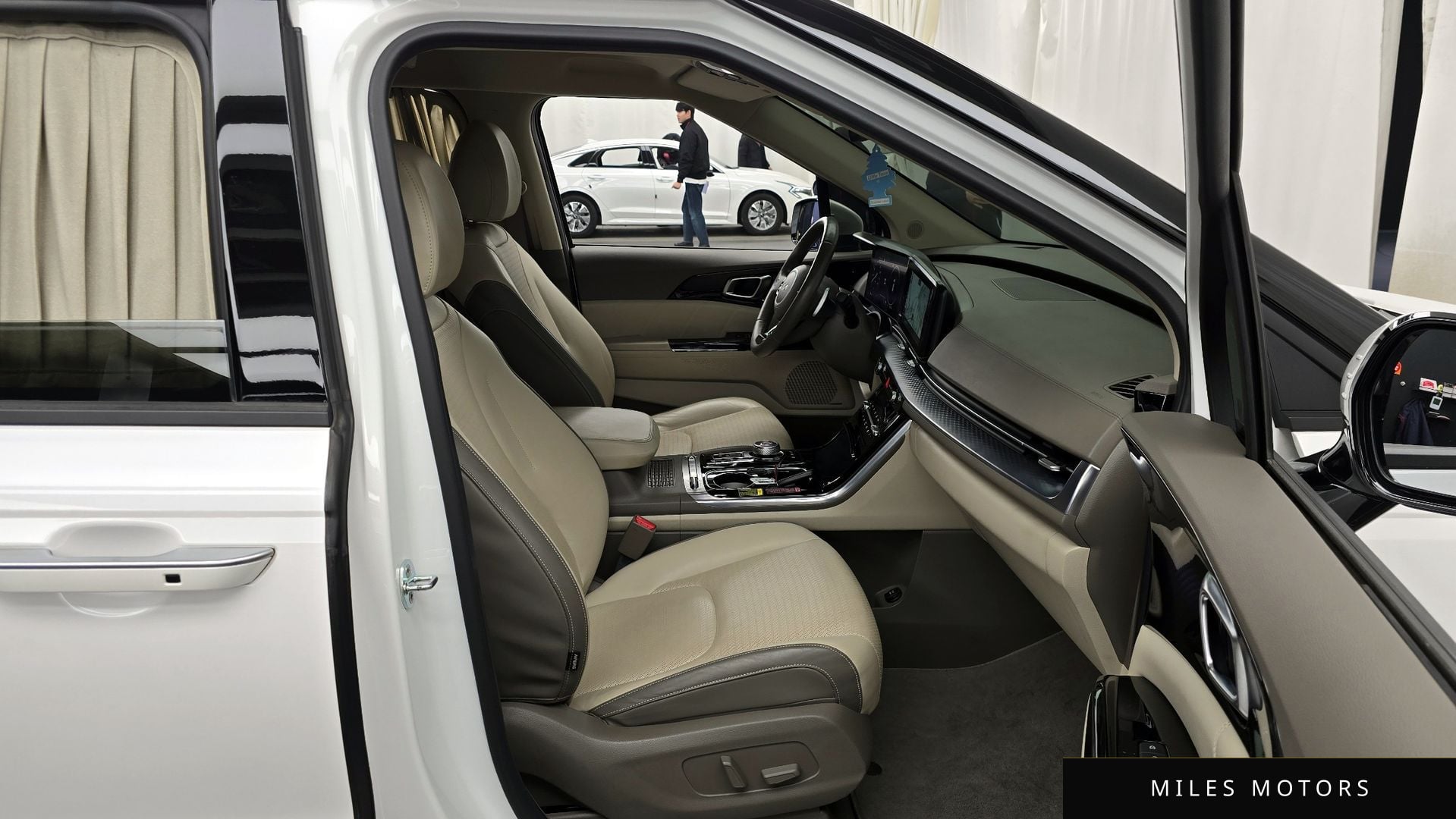 Kia Carnival 2022 — миниатюра 11