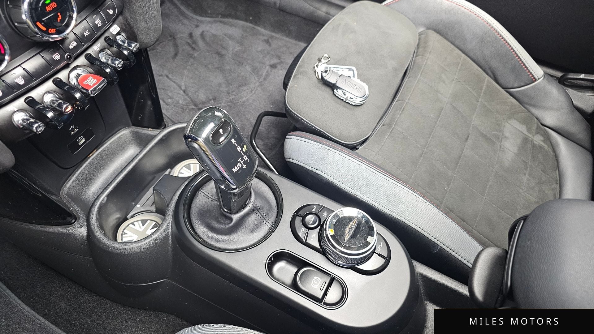 MINI Cooper S 2023 — миниатюра 9